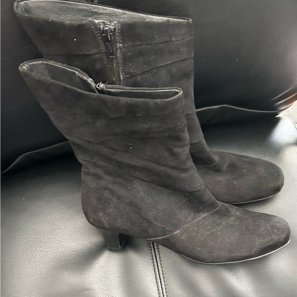 Aravon New Balance Erica Boots Black Suede Casual Mid Calf  Women’s size  9B - Picture 10 of 11